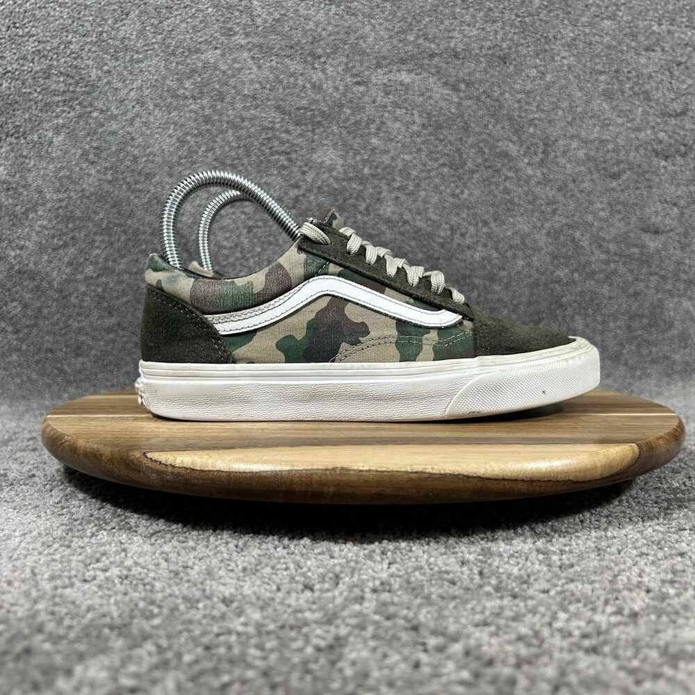 VANS Old Skool Women’s Size 6 Camo Green Suede Canvas Low Top Skate Shoes Used